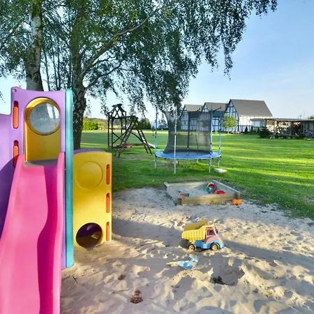 Ferienhaus In Jaros Awiec Near Tropicana Park