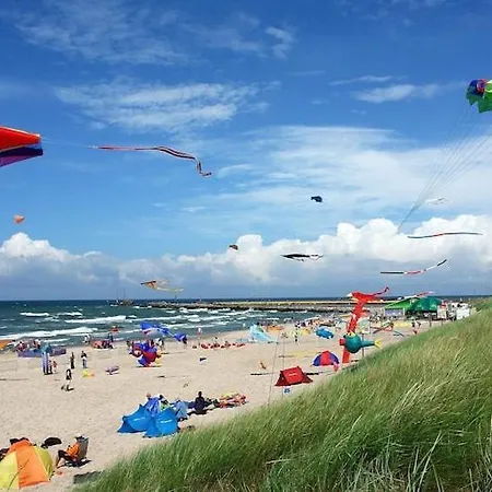 In Jaros Awiec Near Tropicana Park 別荘 ヤロスワビエツ